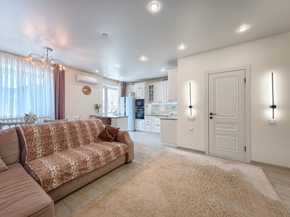 
  Продается 4-комн. квартира 135 м². Фото 1.