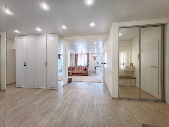 
  Продается 4-комн. квартира 135 м². Фото 8.