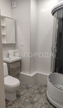 
  Продается 2-комн. квартира 58.2 м², в ЖК Весенний, Заречная 5 очередь дом 3. Фото 1.