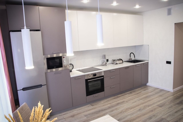 
  Продается 2-комн. квартира 57 м², в ЖК Сосны, б/с 4,3. Фото 6.