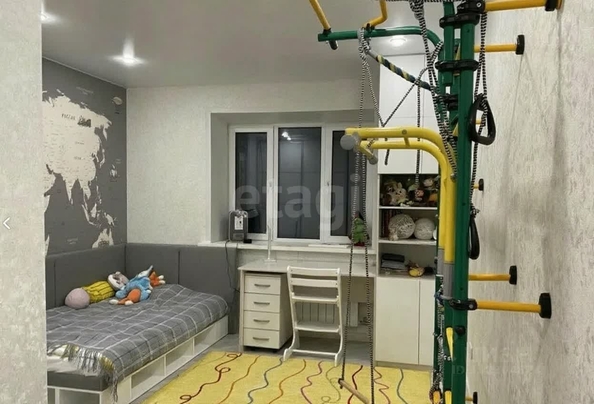 
  Продается 4-комн. квартира 107 м². Фото 1.