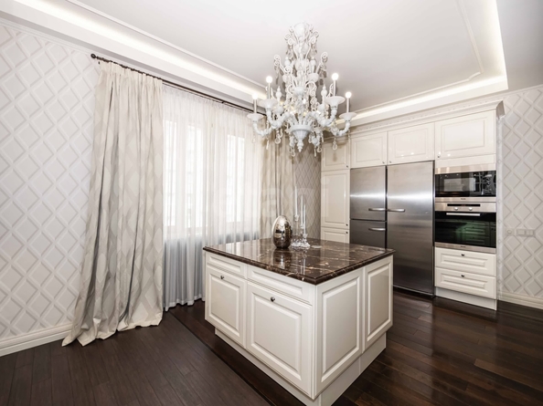 
  Продается 4-комн. квартира 184 м². Фото 10.