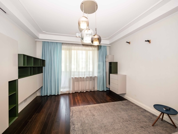 
  Продается 4-комн. квартира 184 м². Фото 19.