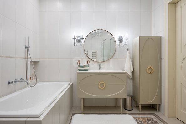 
  Продается 4-комн. квартира 150 м². Фото 8.