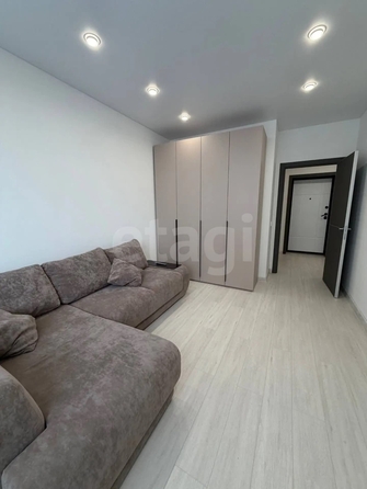 
  Продается 1-комн. квартира 38 м², в ЖК Расцветай на Красном, дом 11. Фото 2.