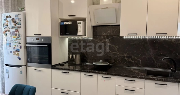 
  Продается 3-комн. квартира 71 м². Фото 1.