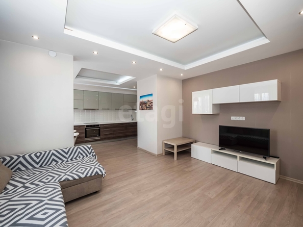 
  Продается 3-комн. квартира 86.5 м². Фото 1.