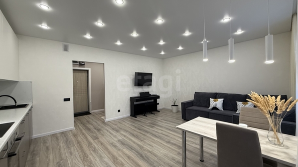 
  Продается 2-комн. квартира 57 м², в ЖК Сосны, б/с 4,3. Фото 5.
