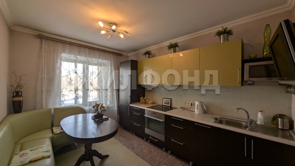 
  Продается 3-комн. квартира 67.2 м². Фото 1.