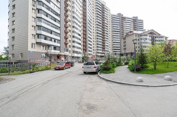 
  Продается 3-комн. квартира 105.7 м², в ЖК Родонит, дом 1. Фото 2.