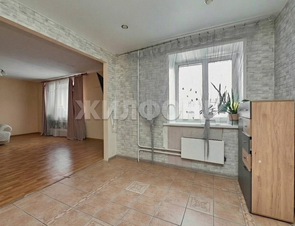 
  Продается 4-комн. квартира 121 м². Фото 1.