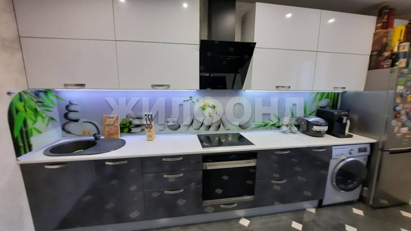 
  Продается 3-комн. квартира 103 м². Фото 1.