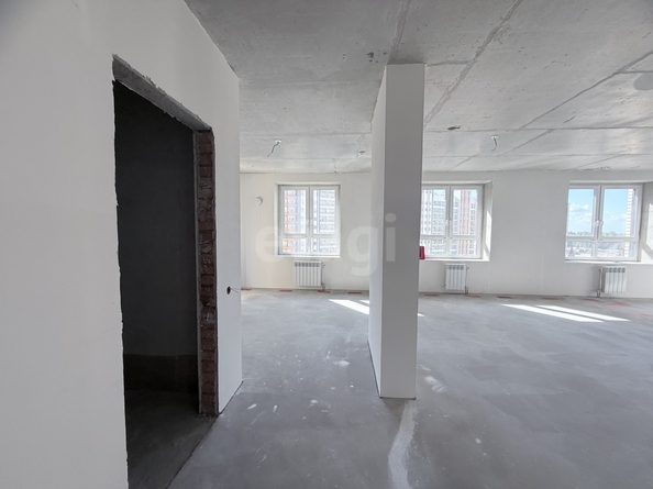 
  Продается 2-комн. квартира 58 м², в ЖК Дежнёв, дом 4. Фото 11.