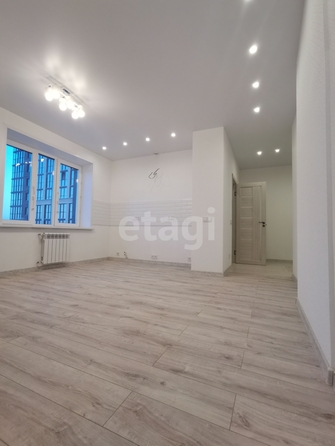 
  Продается 2-комн. квартира 45 м², в ЖК Чкалов, дом 2. Фото 6.