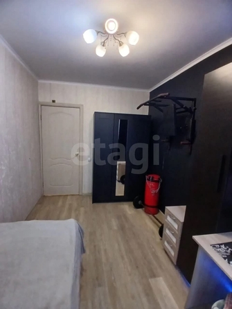 
  Продается 4-комн. квартира 71.5 м². Фото 1.
