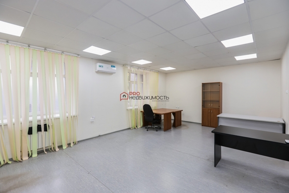 
  Сдается офис 175.4 м². Фото 2.