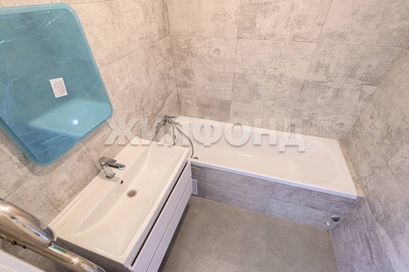 
  Продается 3-комн. квартира 52.4 м², в ЖК Аквамарин, дом 3. Фото 1.