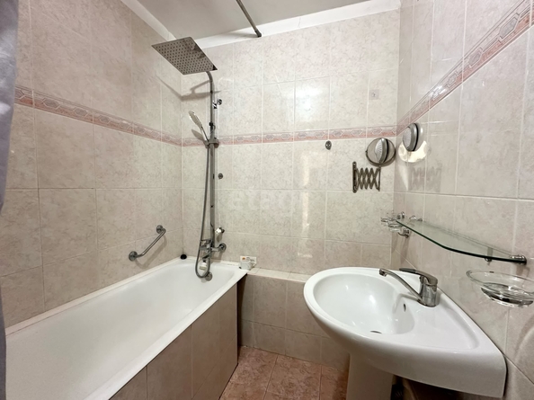 
  Продается 4-комн. квартира 77 м². Фото 25.