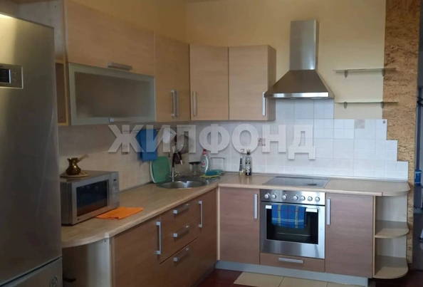 
  Сдается 1-комн. квартира 50 м². Фото 4.