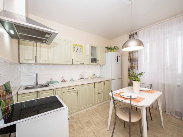 
  Продается 2-комн. квартира 62.5 м², в ЖК 25 лет октября, дом 1. Фото 11.