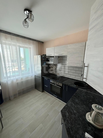 
  Продается 2-комн. квартира 52 м², в ЖК Аквамарин, дом 3/1. Фото 2.