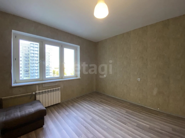 
  Продается 2-комн. квартира 64 м², в ЖК Гранатовый, дом 36. Фото 7.