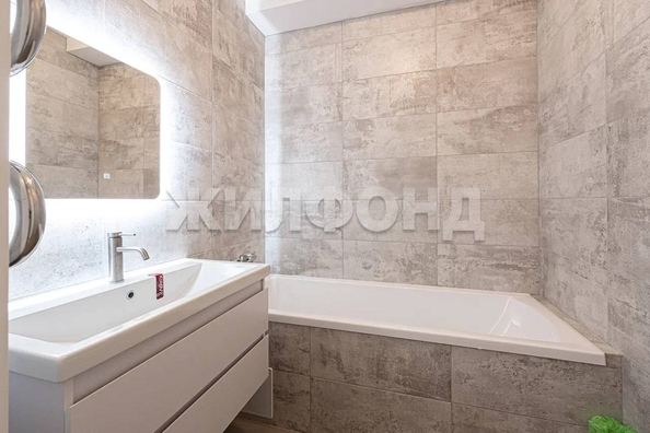 
  Продается 2-комн. квартира 52.2 м², в ЖК Аквамарин, дом 3. Фото 2.