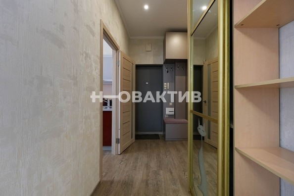 
   Продам 2-комнатную, 47.1 м², Семьи Шамшиных ул, 24

. Фото 13.