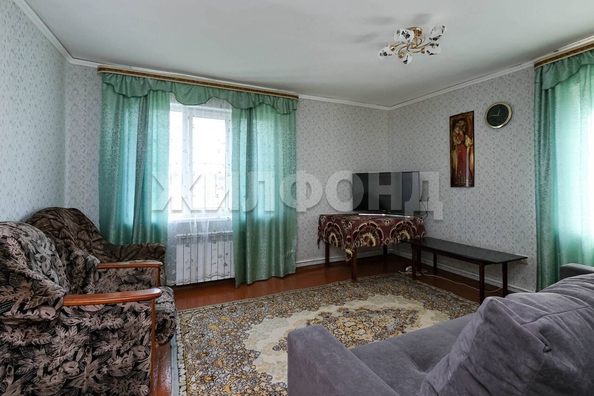 
   Продам дом, 105.7 м², Новосибирск

. Фото 2.