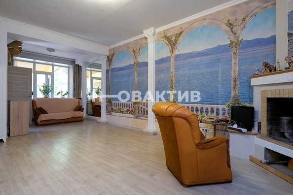 
   Продам таунхаус, 496 м², Новосибирск

. Фото 14.