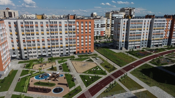 
   Продам 3-комнатную, 110 м², 3-й микрорайон, 20

. Фото 4.