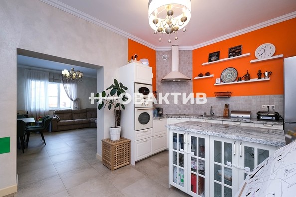 
   Продам коттедж, 199 м², Новосибирск

. Фото 9.