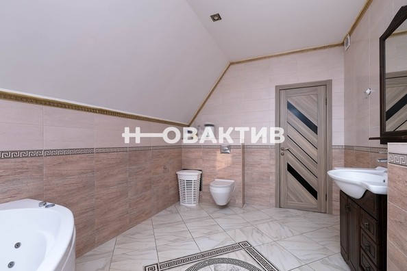 
   Продам коттедж, 199 м², Новосибирск

. Фото 14.