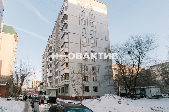 
   Продам 3-комнатную, 56 м², Жуковского ул, 106/1

. Фото 14.