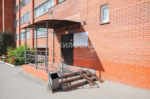 
   Продам 2-комнатную, 48 м², Сержанта Коротаева ул, 1

. Фото 2.