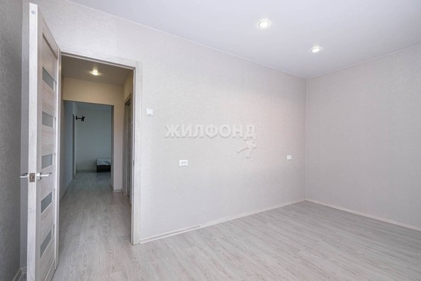 
   Продам 2-комнатную, 55.1 м², Николая Сотникова ул, 19

. Фото 6.