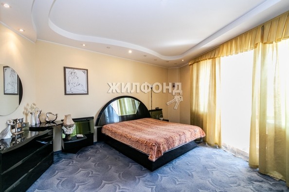 
   Продам 3-комнатную, 167 м², Краснообск, 219

. Фото 21.