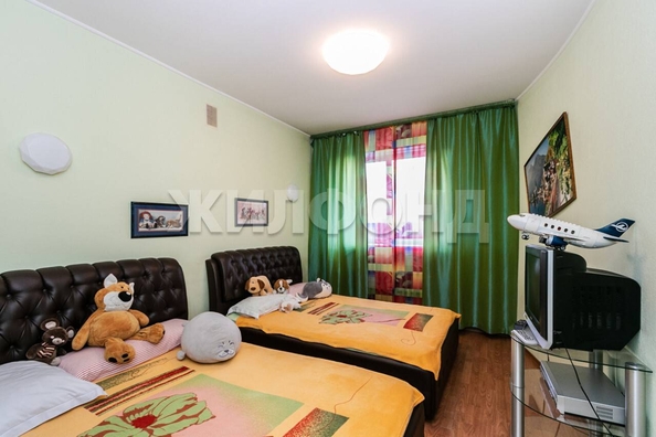 
   Продам 4-комнатную, 167 м², Краснообск, 219

. Фото 6.