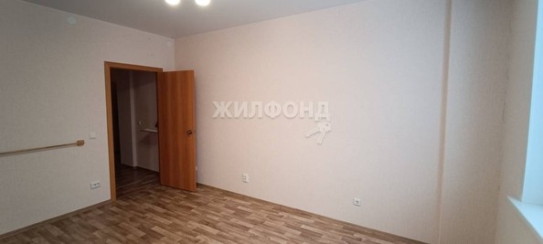 
   Продам 1-комнатную, 38.2 м², Дмитрия Шмонина ул, 10/1

. Фото 9.