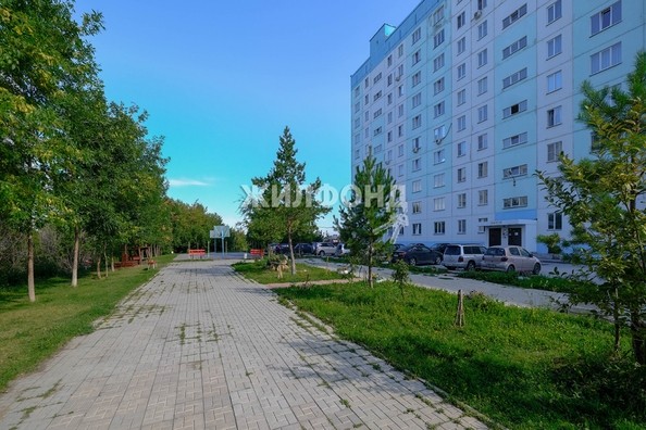 
   Продам 1-комнатную, 42.5 м², В. Высоцкого ул, 40/2

. Фото 6.