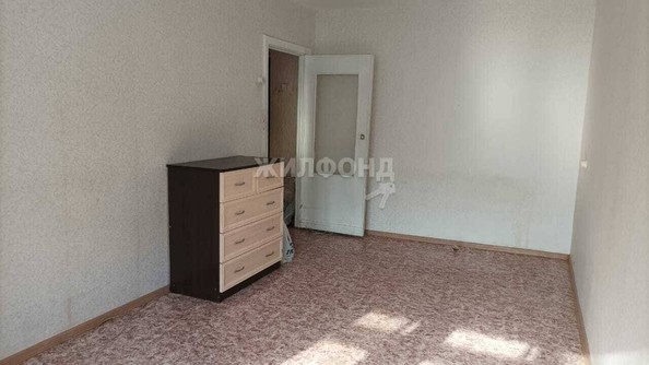 
   Продам 1-комнатную, 29.5 м², Забалуева ул, 52

. Фото 2.