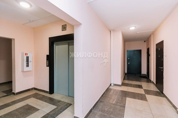 
   Продам 1-комнатную, 40 м², Пархоменко ул, 29

. Фото 2.