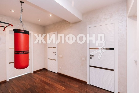 
   Продам 3-комнатную, 104.7 м², Богдана Хмельницкого ул, 33/1

. Фото 15.