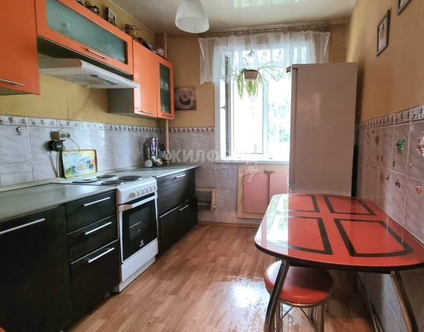 
   Продам 3-комнатную, 61.7 м², Вересаева ул, 1/1

. Фото 2.