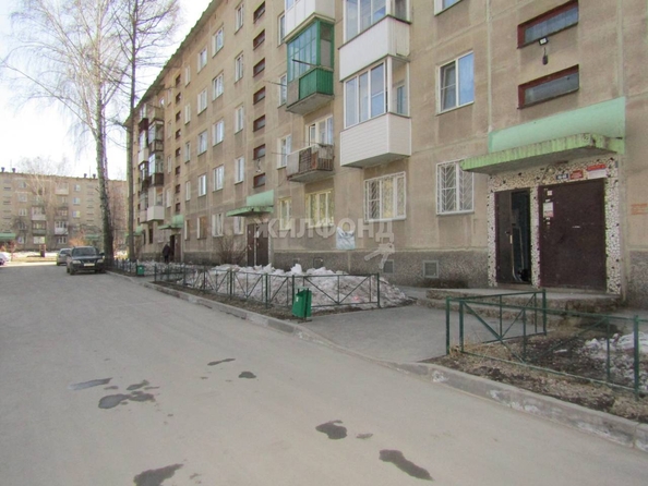 
   Продам 3-комнатную, 57.4 м², Доватора ул, 31/2

. Фото 2.