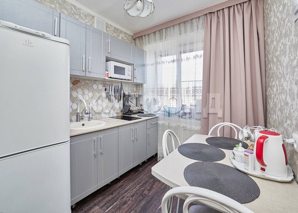 
   Продам 3-комнатную, 63.3 м², Новая Заря ул, 25/1

. Фото 11.