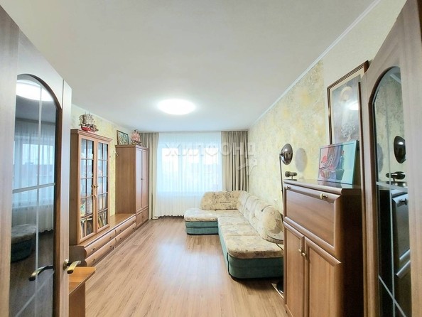 
   Продам 3-комнатную, 61.8 м², Столетова ул, 17/1

. Фото 1.