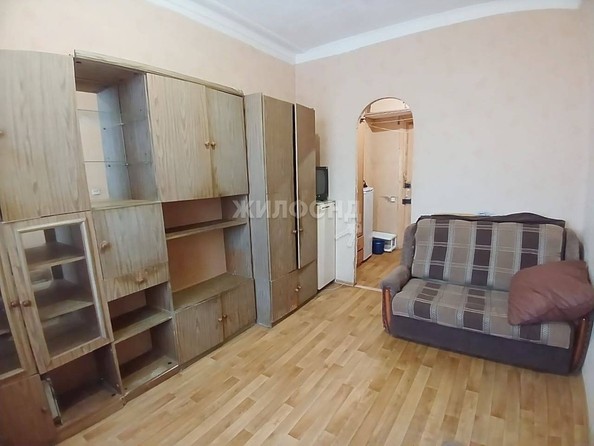 
   Продам комнату, 18.1 м², Дзержинского пр-кт, 38

. Фото 1.