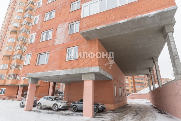 
   Продам 1-комнатную, 41.7 м², Горский мкр, 12

. Фото 33.