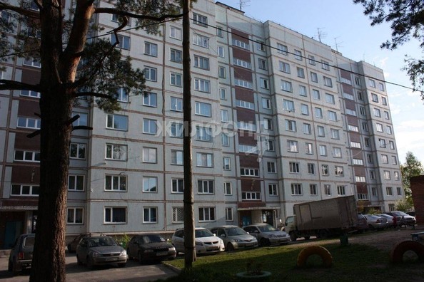 
   Продам 1-комнатную, 34 м², Большевистская ул, 2б

. Фото 2.
